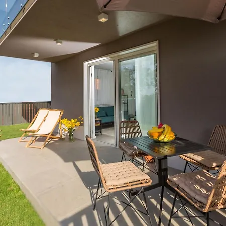Moderne Lemon 3 Premium * Porec