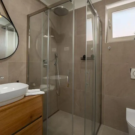 Moderne Lemon 3 Premium Apartment